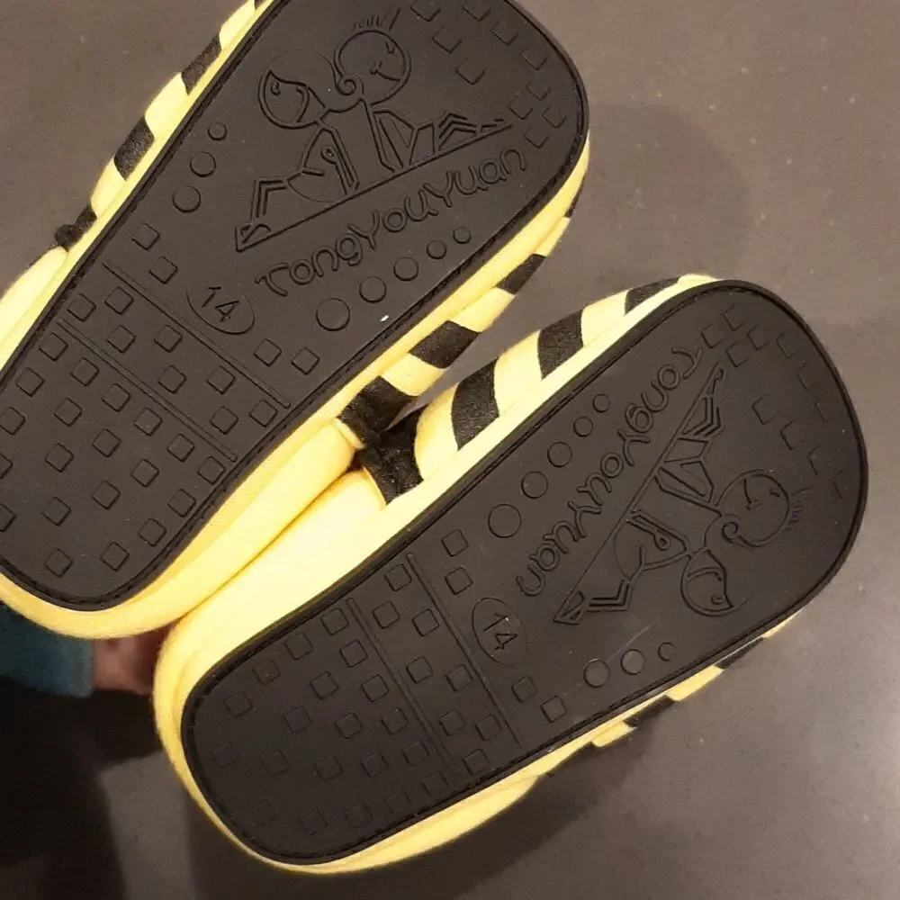 Bumble Bee Baby/Toddler Slippers. NEW